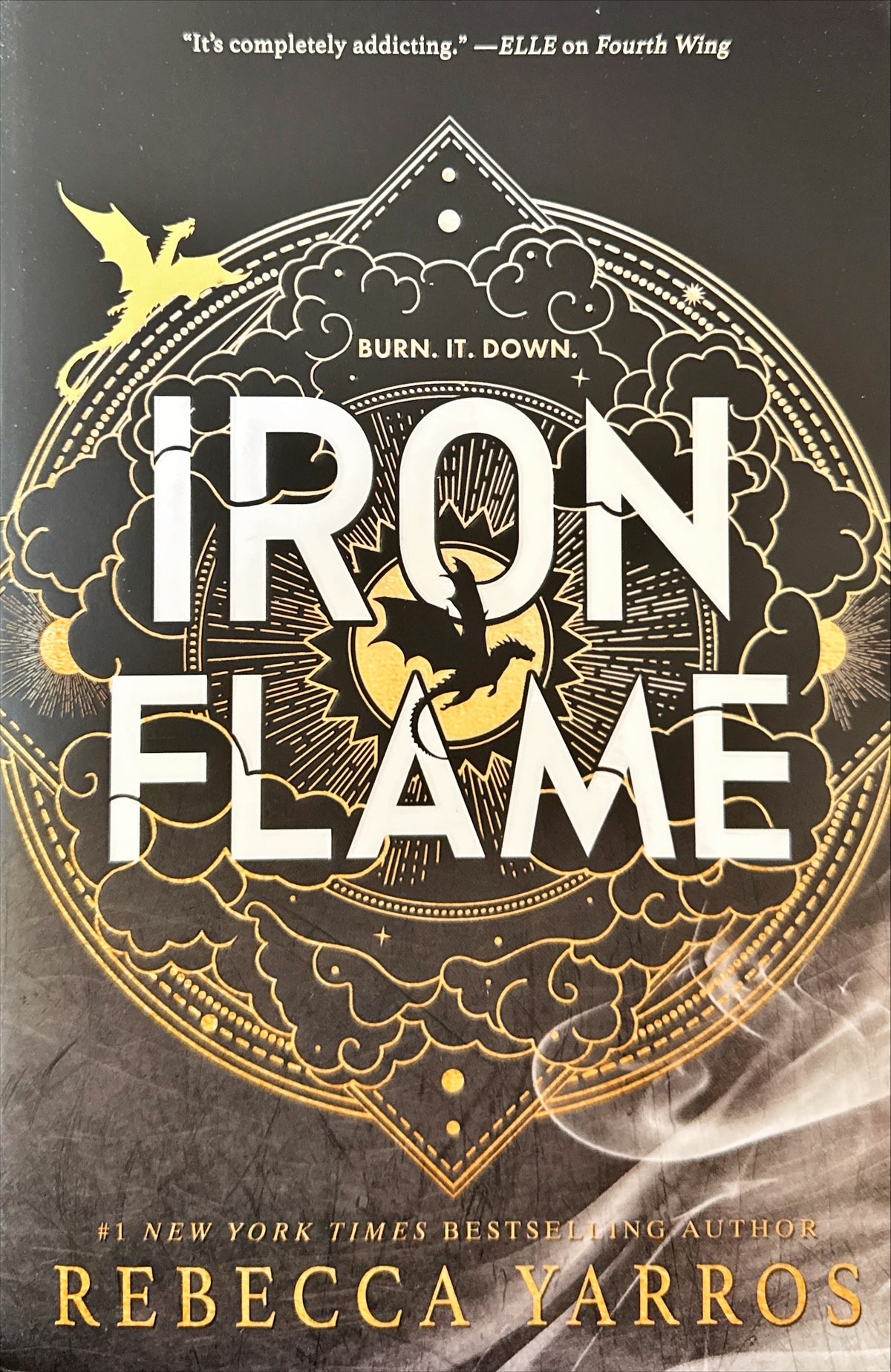 Iron Flame Deluxe - Yarros