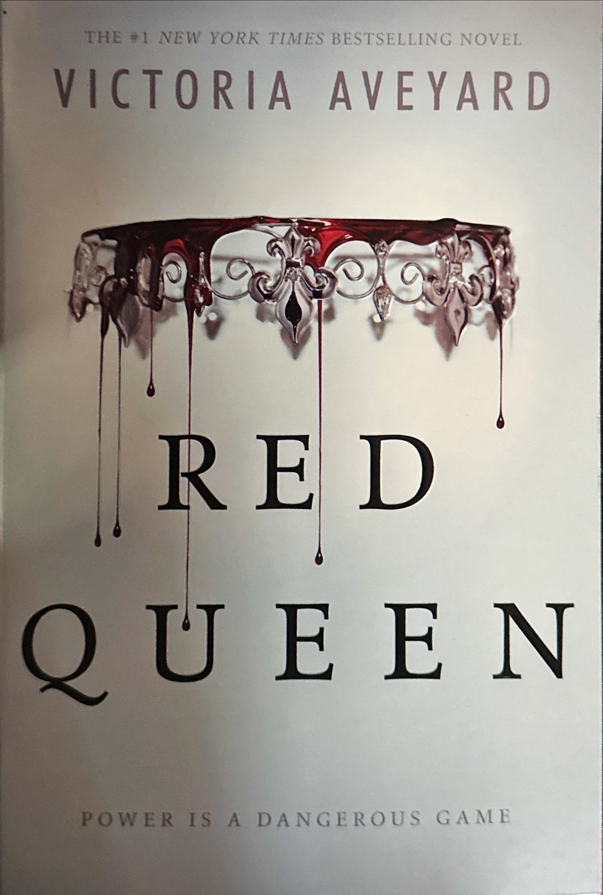 Red Queen - Aveyard