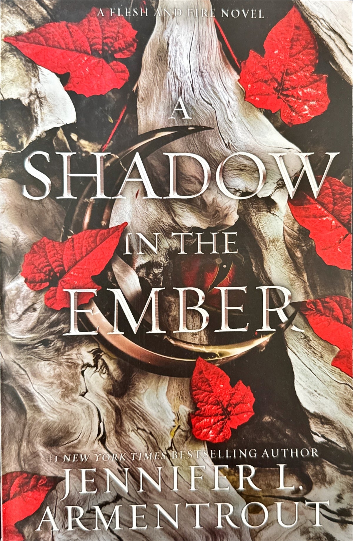 Shadow in the Ember - Armentrout